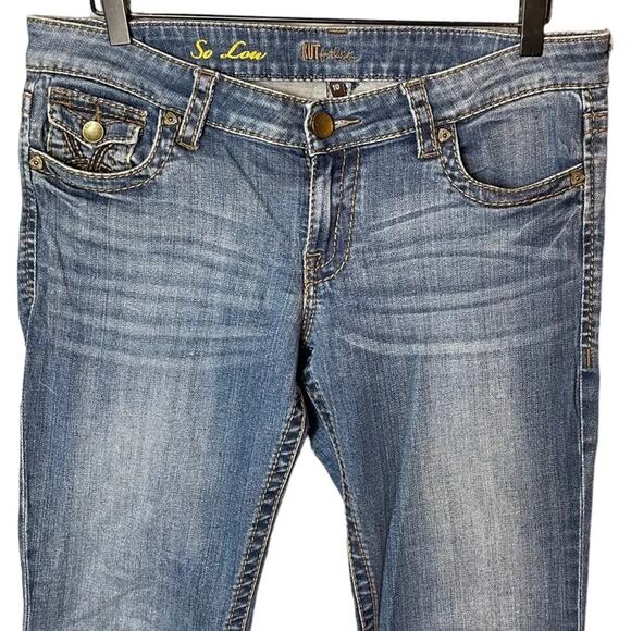 Kut from the Kloth Women’s Sz 10 Jeans Kate Low Rise Bootcut - Picture 2 of 7